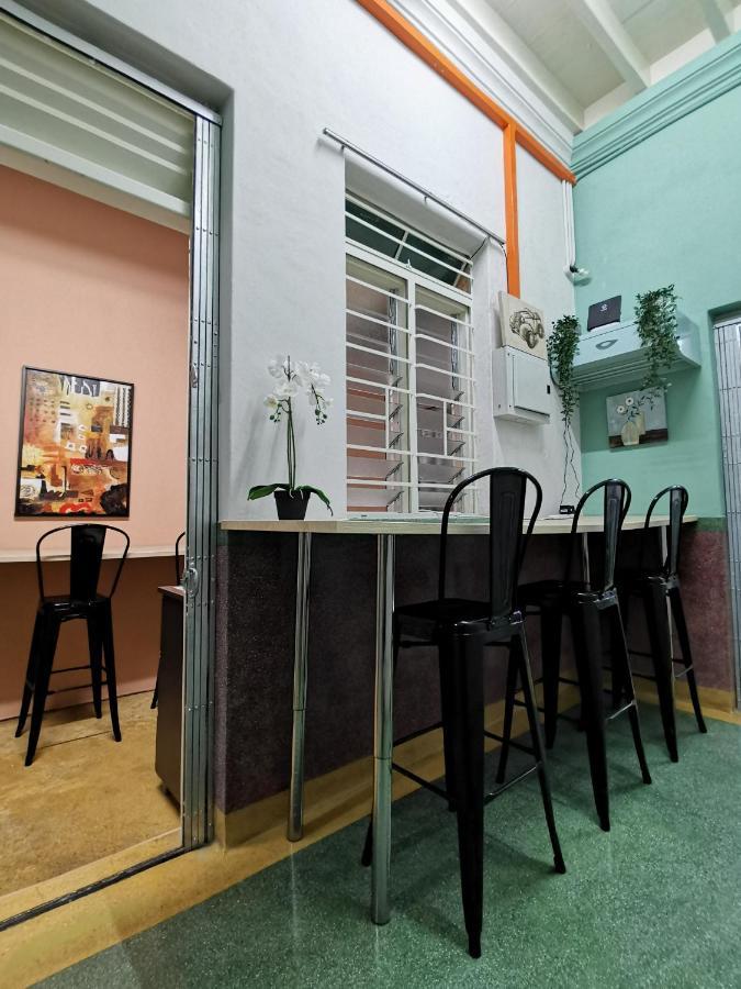 G Fortune Guest House Victoria Green จอร์จทาวน์ ภายนอก รูปภาพ