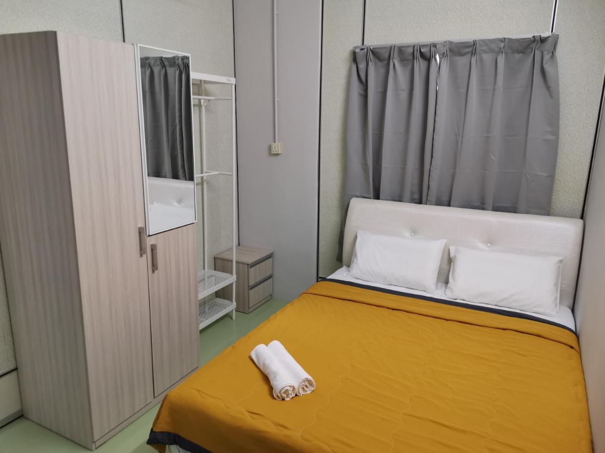 G Fortune Guest House Victoria Green จอร์จทาวน์ ภายนอก รูปภาพ